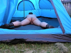 my cooling down in tent and the mrs tempting me