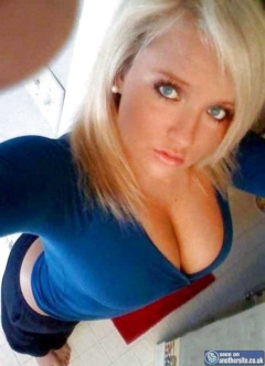 Awesome Cleavage - N