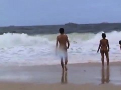 public-beach-sex-of-a-voyeur-horny-couple