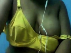 busty-indian-babe-on-webcam
