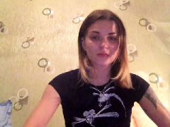 sexy-amateur-girl-striptease-webcam