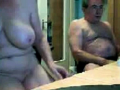 old-couple-on-webcam