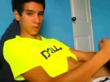 Latino Twink Shows Off When Jerking