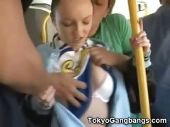 white-cheerleader-vs-japanese-perverts