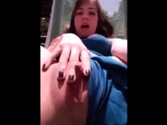 vacation-outdoor-pussy