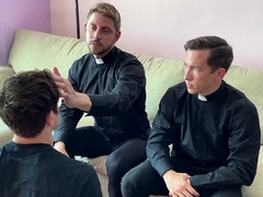 Twink assures priests by sucking their big mature cocks