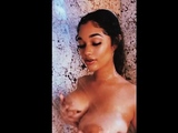 Horny ebony chick masturbate in the shower