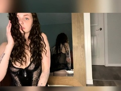 brunette-solo-webcam-masturbation