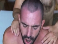 german-muscled-jock-gets-fucked-in-ass